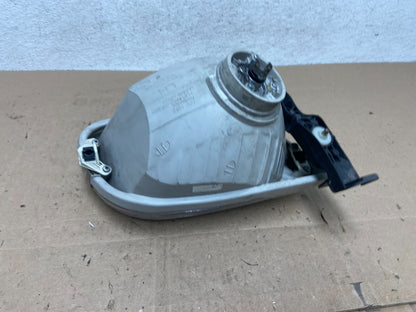 2000 - 2004 Toyota Tundra Left Driver LH Side Halogen Headlight AE6027 DW4