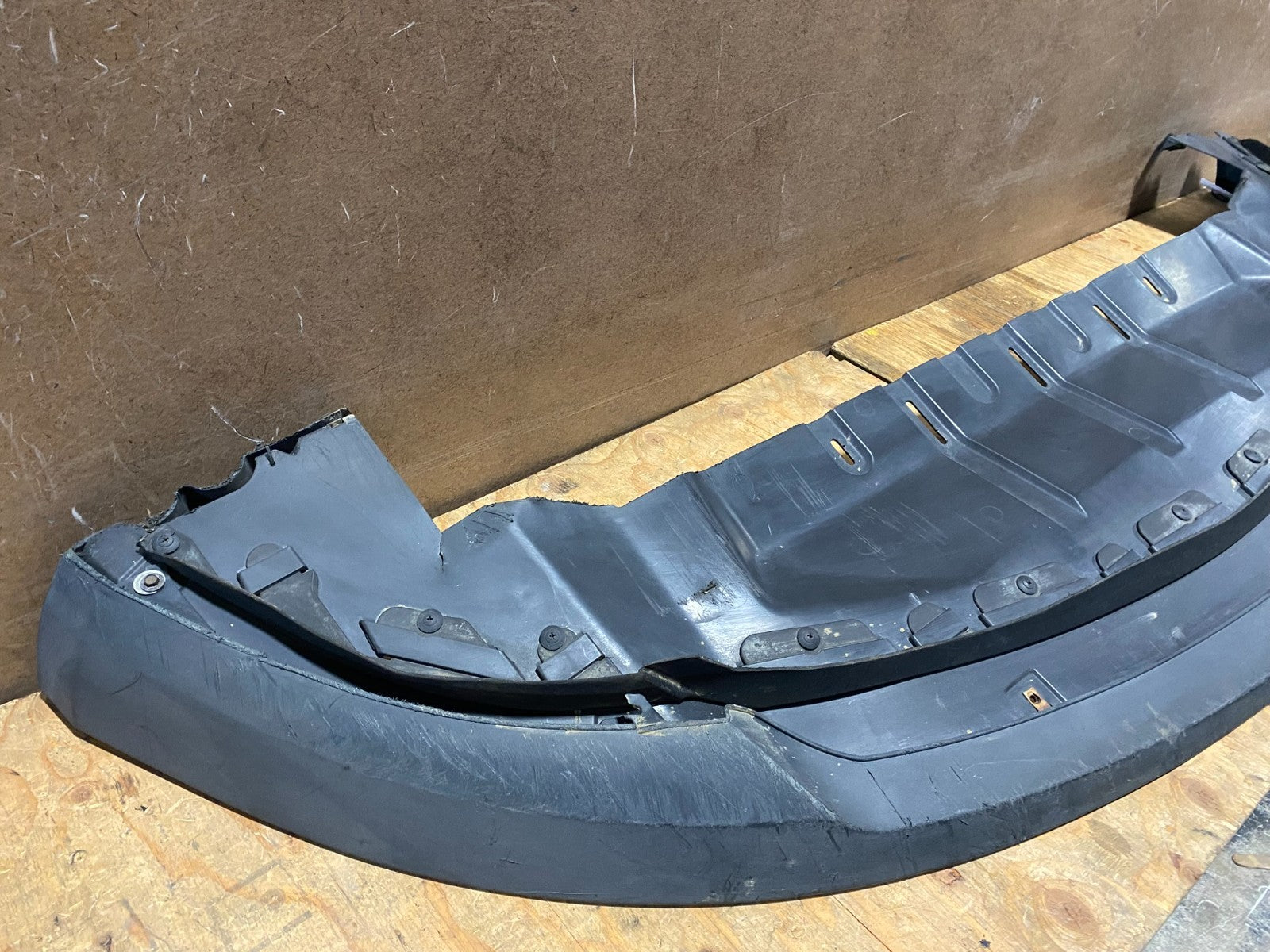 2010 to 2012 Ford Taurus Front Lower Bumper Valance Air Dam Deflector Z5973 PS1