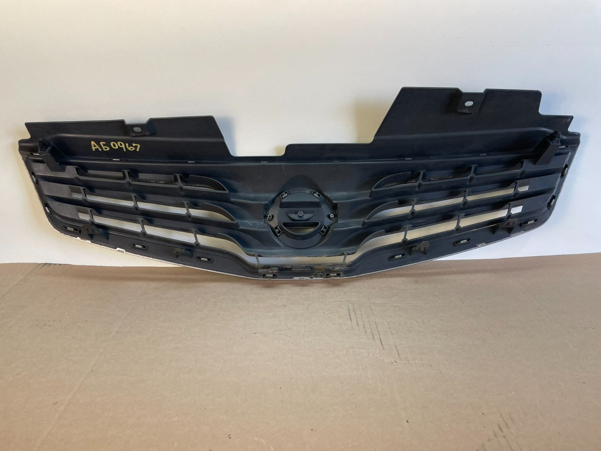 2010 to 2012 Nissan Sentra Front Upper Grill Grille AG0967 DG3