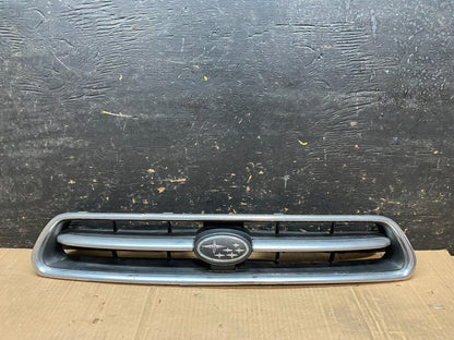 2000 to 2002 Subaru Outback Legacy Center Grille OEM 91121AE010 W2210 DG0
