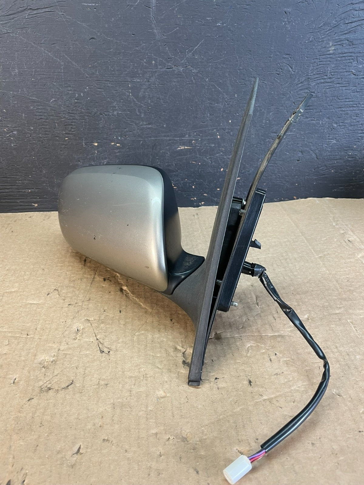 2004 to 2009 Toyota Prius Right Passenger RH Side View Door Mirror AF5409 DW1