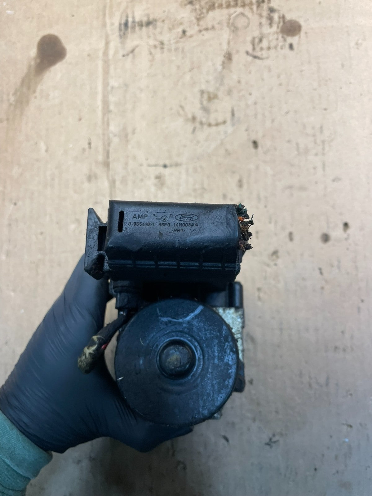 2003 2007 Ford E250 E350 Anti-Lock ABS Antilock Brake Pump t2665 DG5
