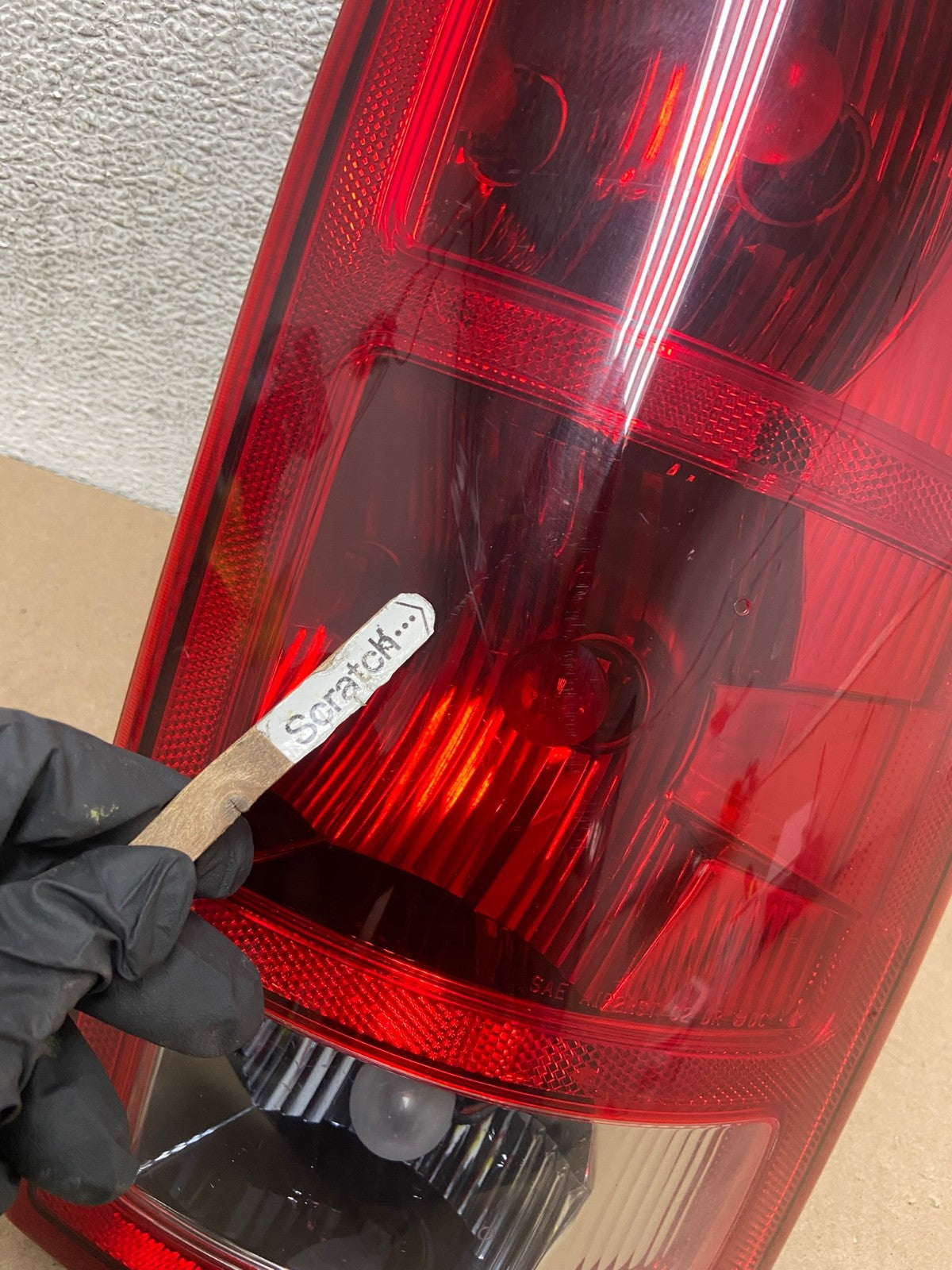 2002 to 2006 Dodge Ram 1500 Right passenger Rh side Tail Light AG4781 LK3