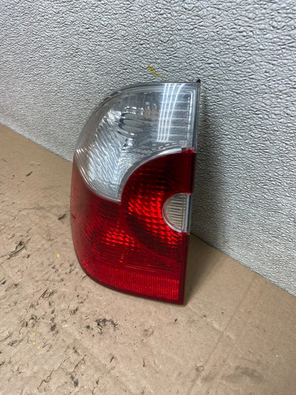 2004 2005 2006 Bmw X3 Left Driver Lh Side Tail Light OEM Y0544 DW1