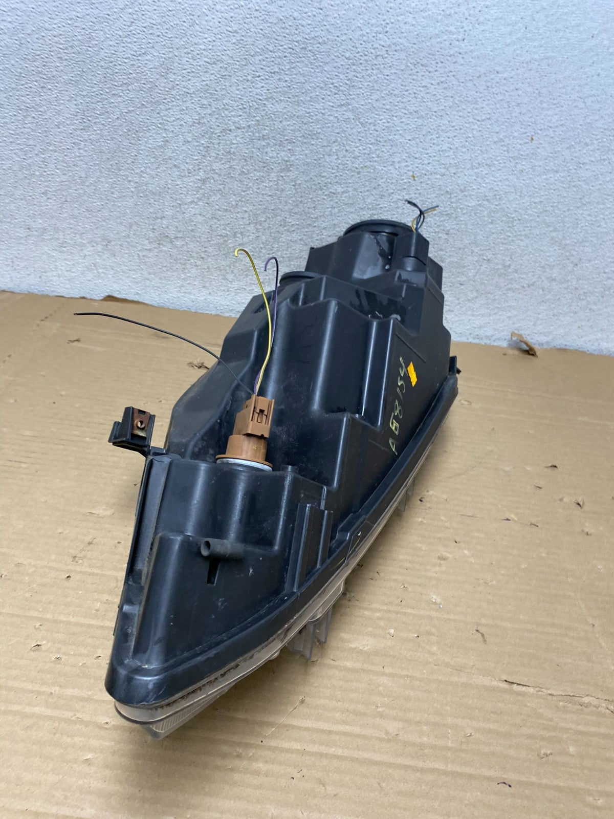 2010 2011 2012 Ford Fusion Right Passenger RH Headlight Halogen AG8154 DW9