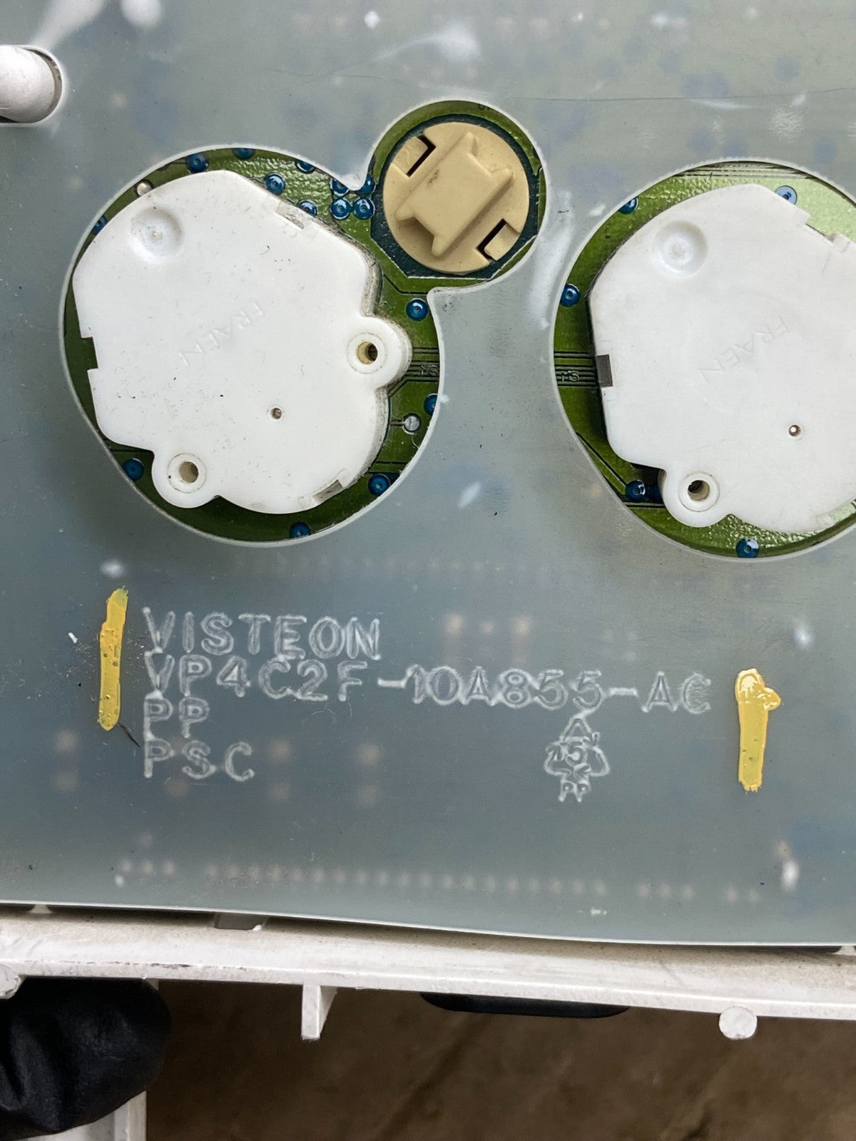 2006 Ford E350 Gauge Speedometer Cluster OEM aa8167 DG5