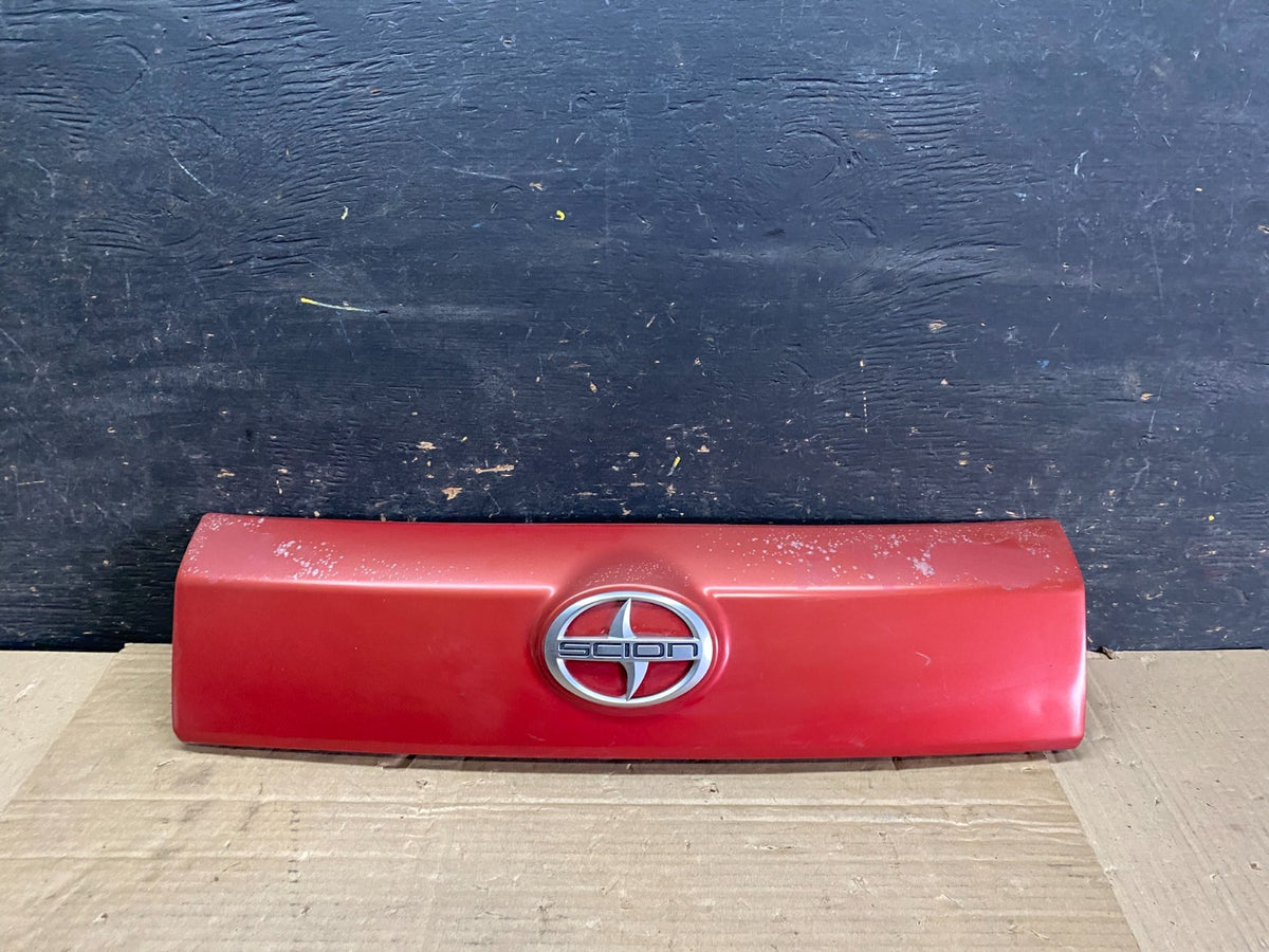 2008 to 2010 Scion XD Rear Trunk Trim Liftgate Panel V3344 DG0