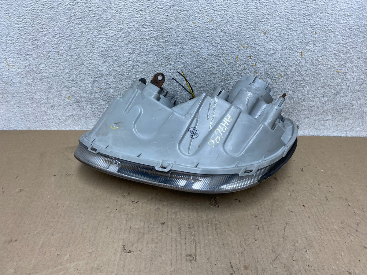 2002-2005 Hyundai Sonata Right Passenger Headlight Halogen AH7630 DW6