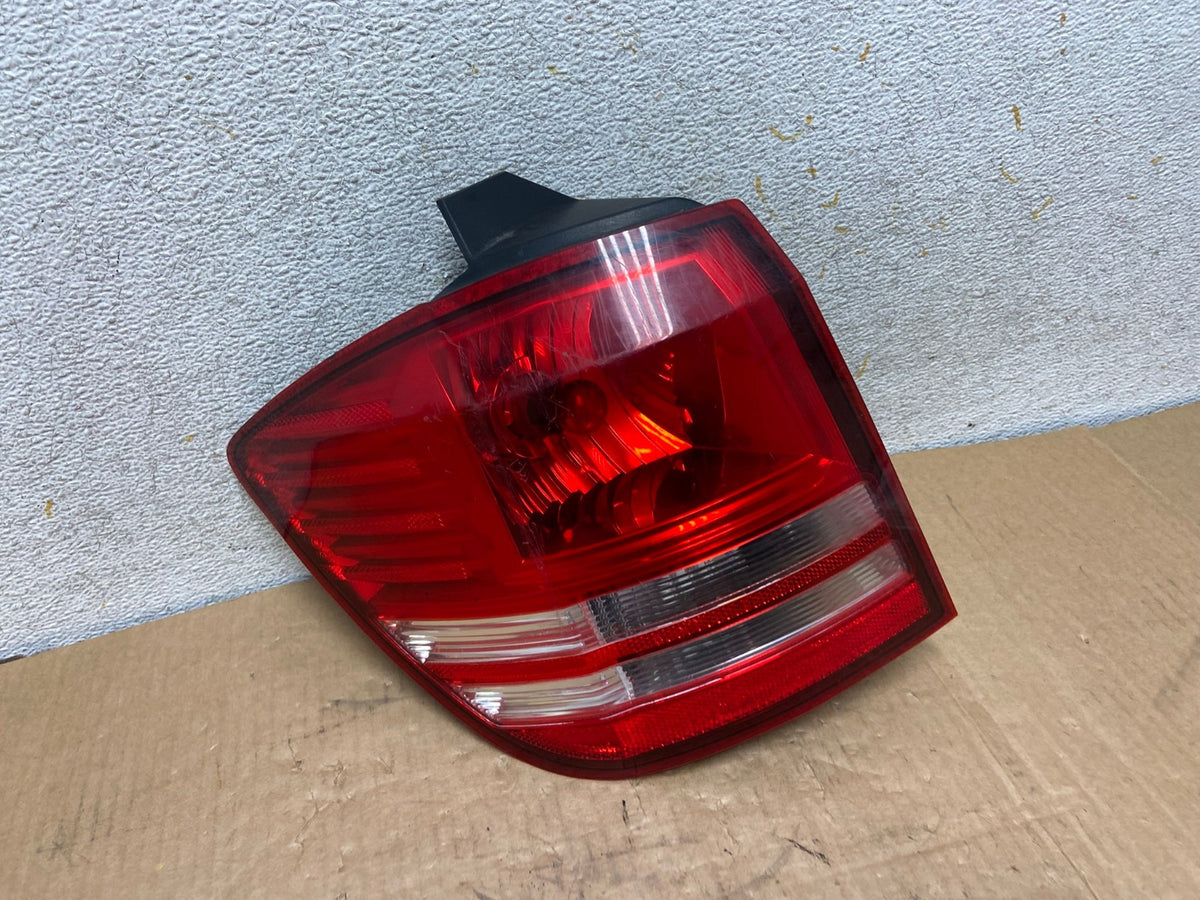 2009 2010 2011 Dodge Journey Left Driver Lh Tail Light AI7857 LK0