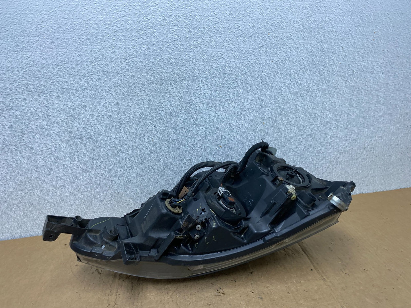 2016 2017 2018 Nissan Sentra Front Left Driver LH Halogen Headlight AD0687 DW10