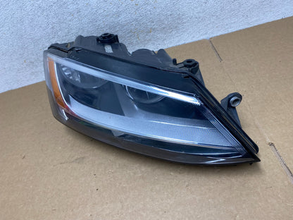 2011 to 2014 Volkswagen Jetta Right Passenger RH Headlight Halogen AI2601 DW1