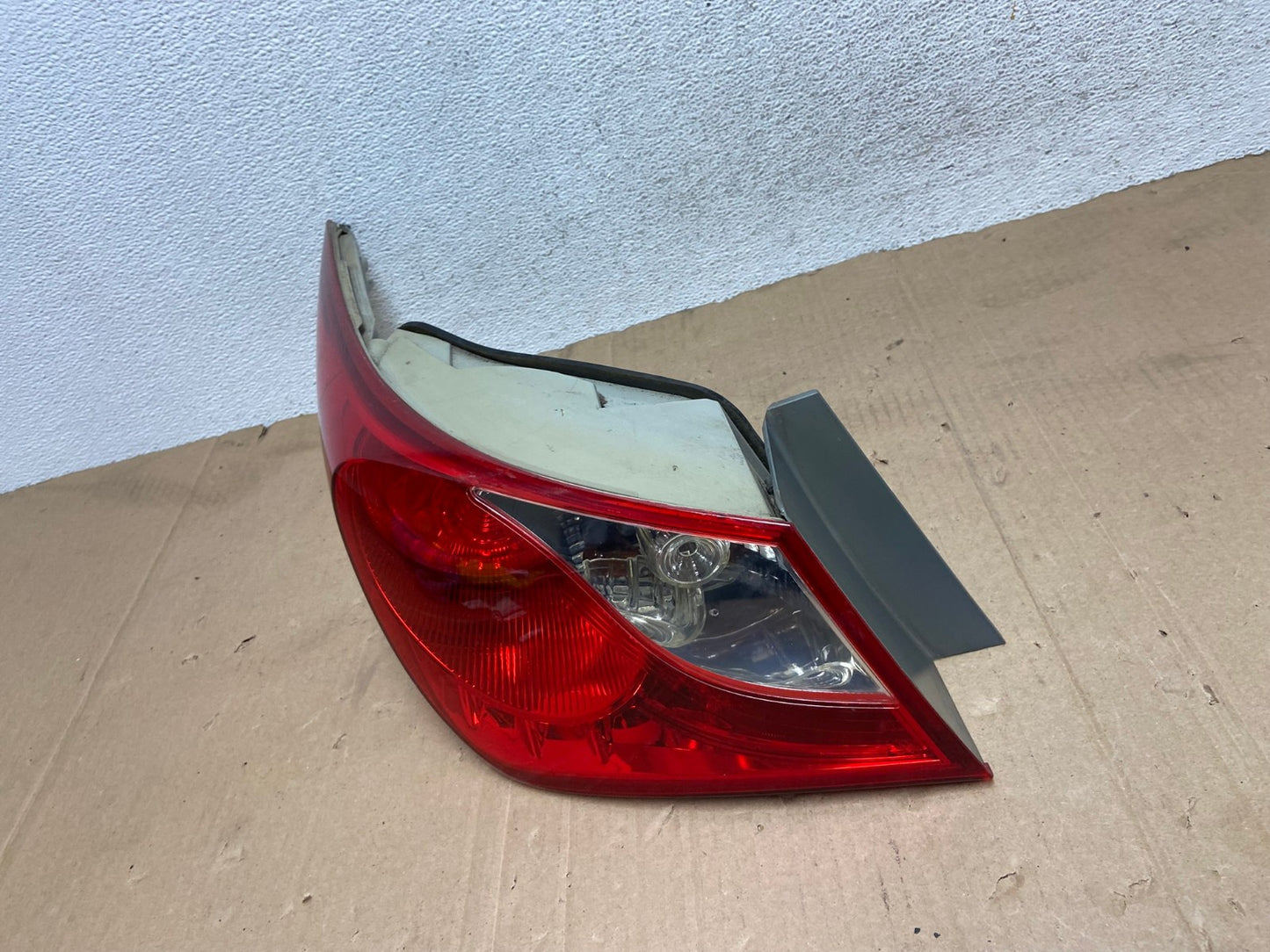 2011 2012 2013 Hyundai Sonata Left Driver LH Side Tail Light AE9150 LK1