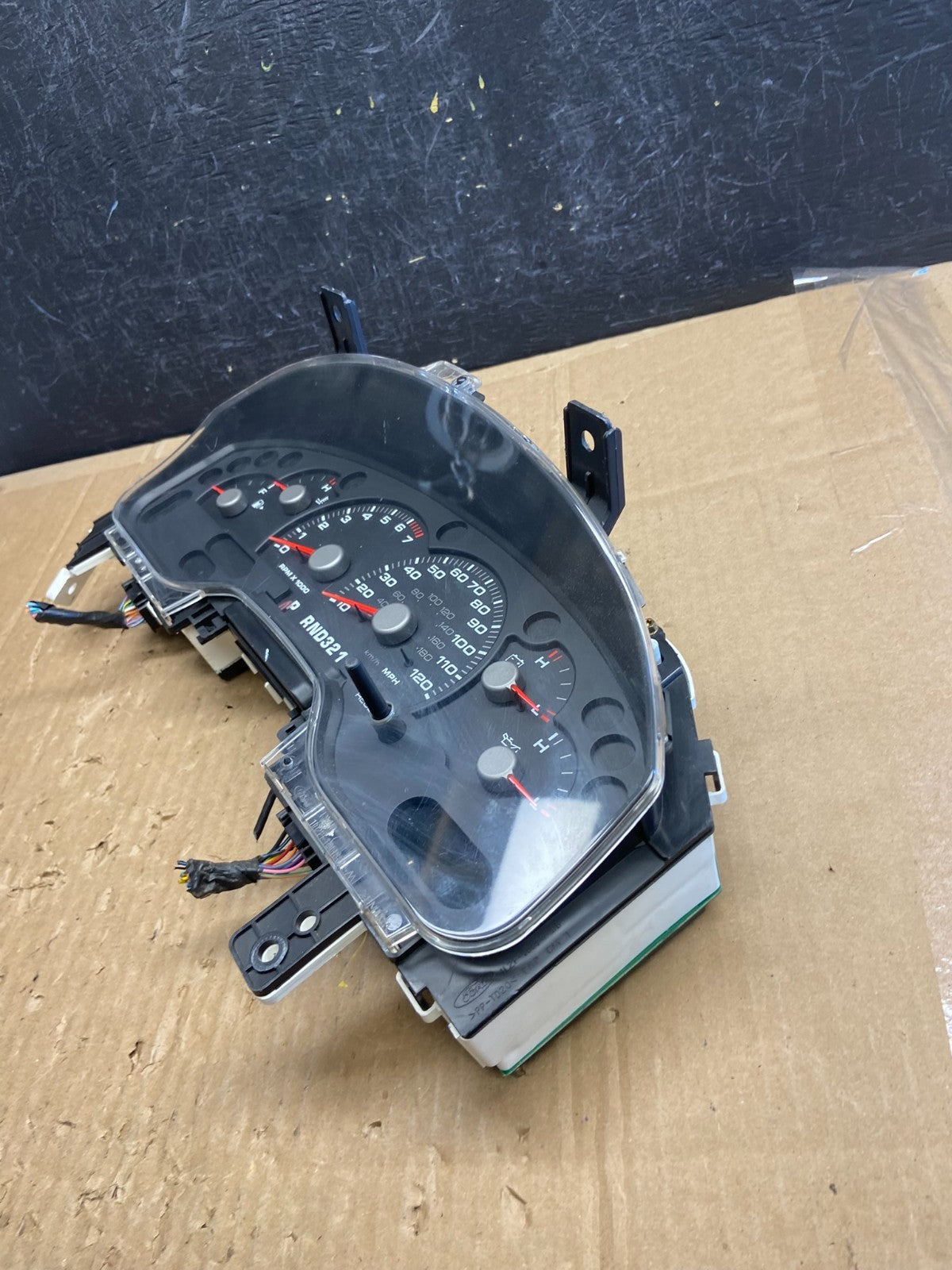 2003 Ford Explorer Speedometer Cluster Gauge AD6806 DG5