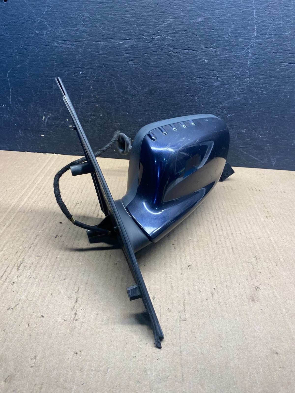 2002 - 2005 BMW 7 745i Series Left Driver LH Side View Door Mirror AE6351 DW1