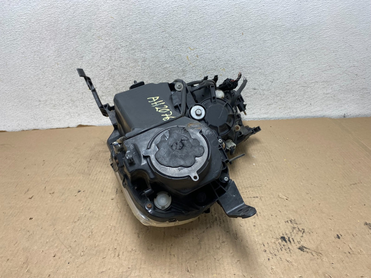 2006 to 2010 Infiniti M35 Right Passenger Rh Halogen Headlight AH2076 DG7