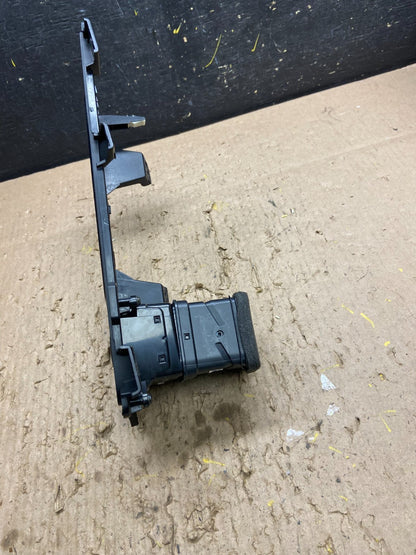 2011 2012 2013 Kia Optima Front Dash Radio Bezel Trim Air Vent t8665 DG3