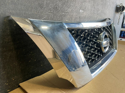 2013 - 2016 Pathfinder Front Upper Chrome Grill Grille AB3006 DG1