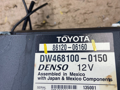 2003 2007 Toyota Sequoia Radio CD AM/FM Navigation Screen Display T8894 DG5