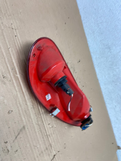 2006 to 2010 Chrysler PT Cruiser Left Driver LH Tail Light AD4204 LK3