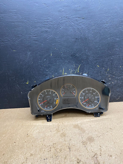 2010 2011 Nissan Armada Speedometer Cluster Gauge Oem z9662 DG0