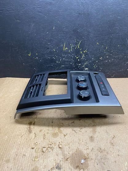 2008 to 2012 Jeep Liberty Dash Climate Temperature Control Radio Bezel Z7205 DG1