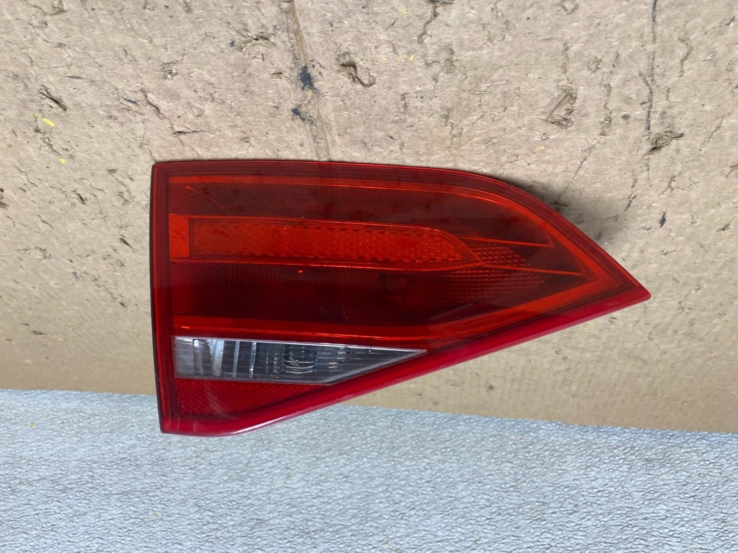 2009 2010 2011 2012 Audi A4 Sedan Left Driver Side Inner Tail Light Oem V4543 DW0