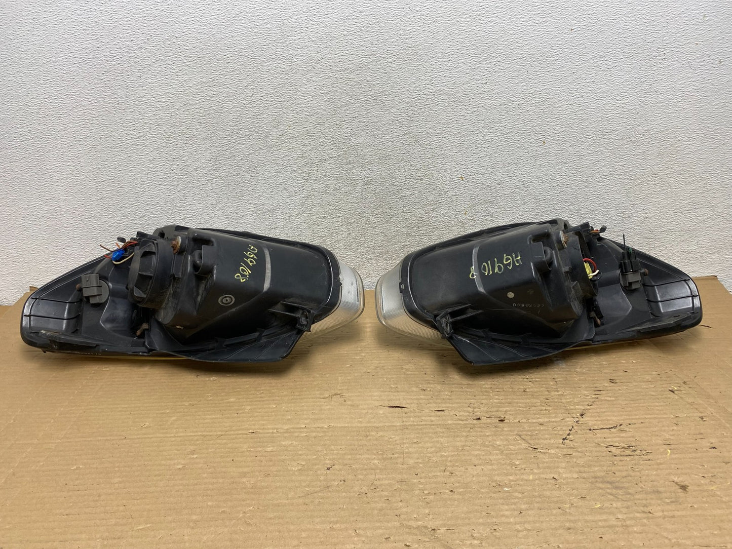 2006 to 2011 Hyundai Accent Sedan Left+Right Halogen Headlights AG9108 DW10