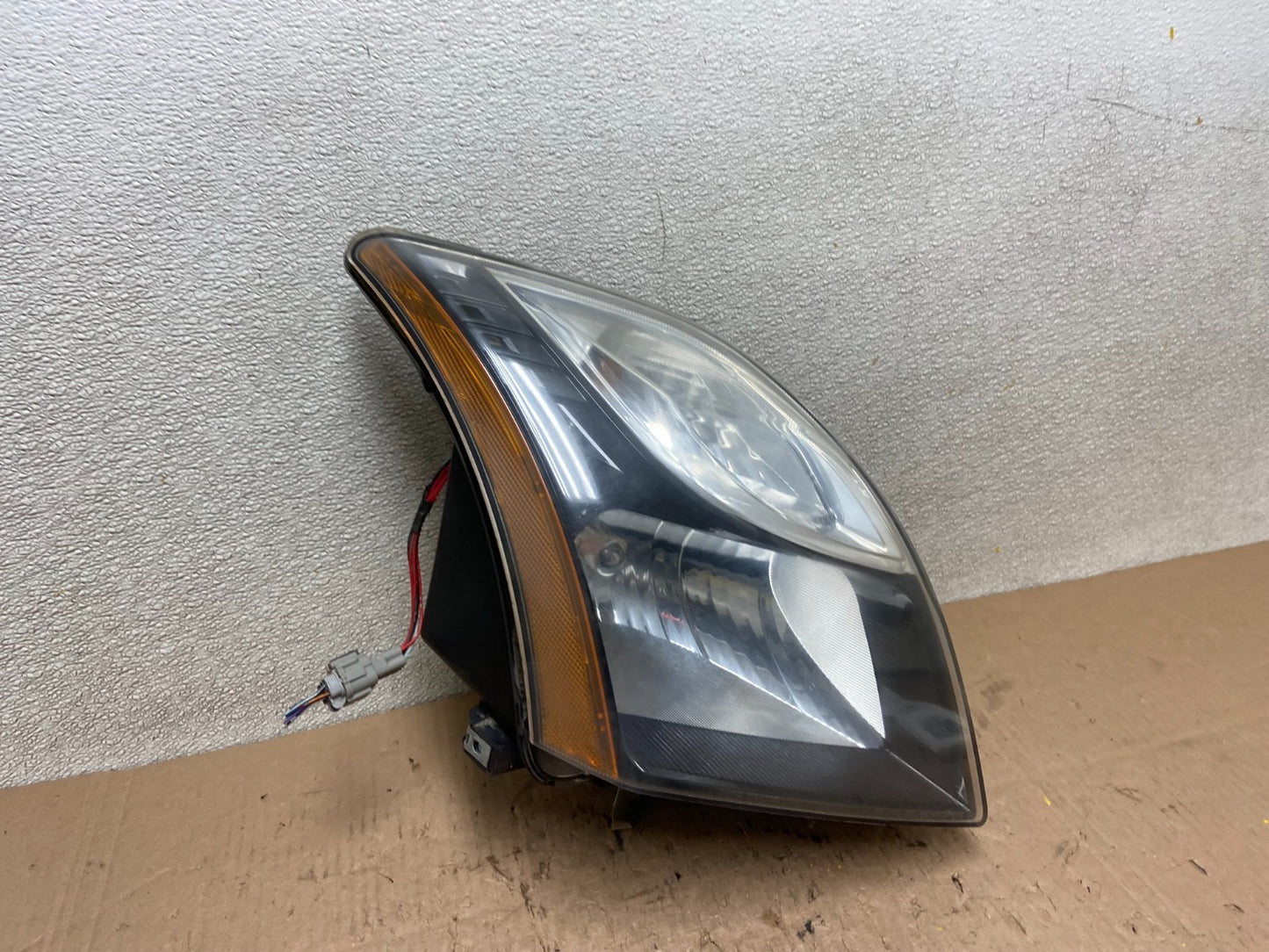 2010 2011 2012 Nissan Sentra Halogen Right Passenger Black Headlight Y0422 GD2