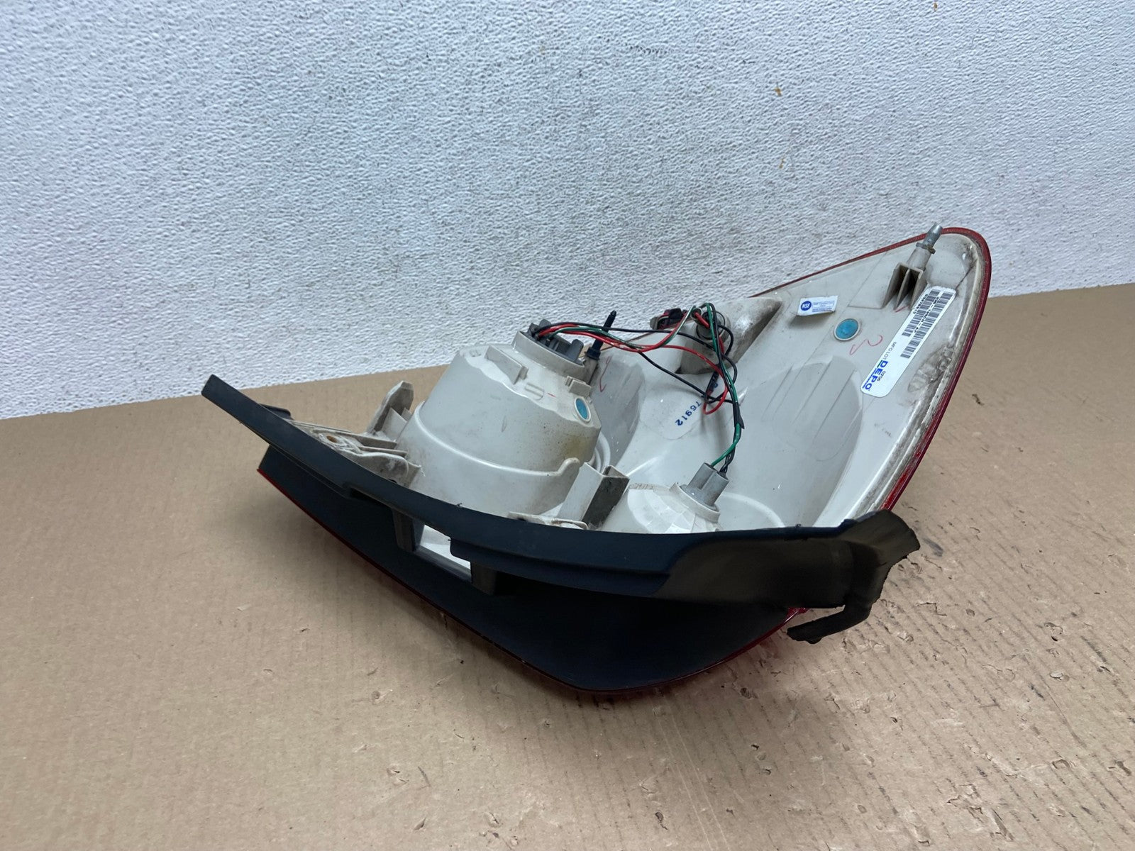 2010 to 2015 Chevrolet Equinox Right Passenger Rh Side Tail Light AE7042 LK4