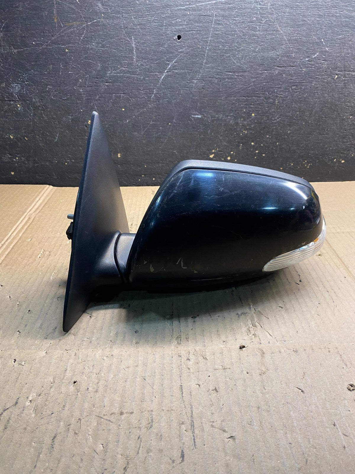 2010 to 2013 Kia Forte Sedan Left Driver LH View Turn Signal Mirror AB0628 MS0