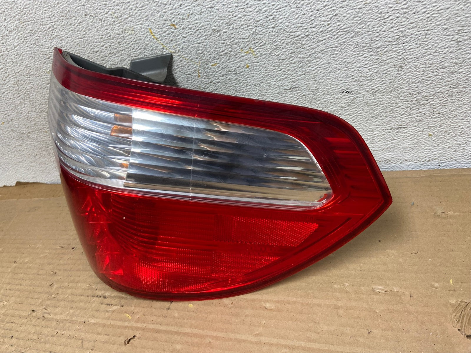 2005 2006 2007 Honda Odyssey Right Passenger RH Side Tail Light AH0633 LK2