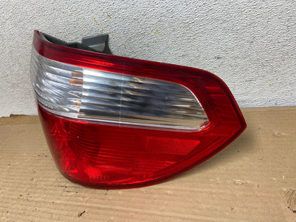 2005 2006 2007 Honda Odyssey Right Passenger RH Side Tail Light AH0633 LK2