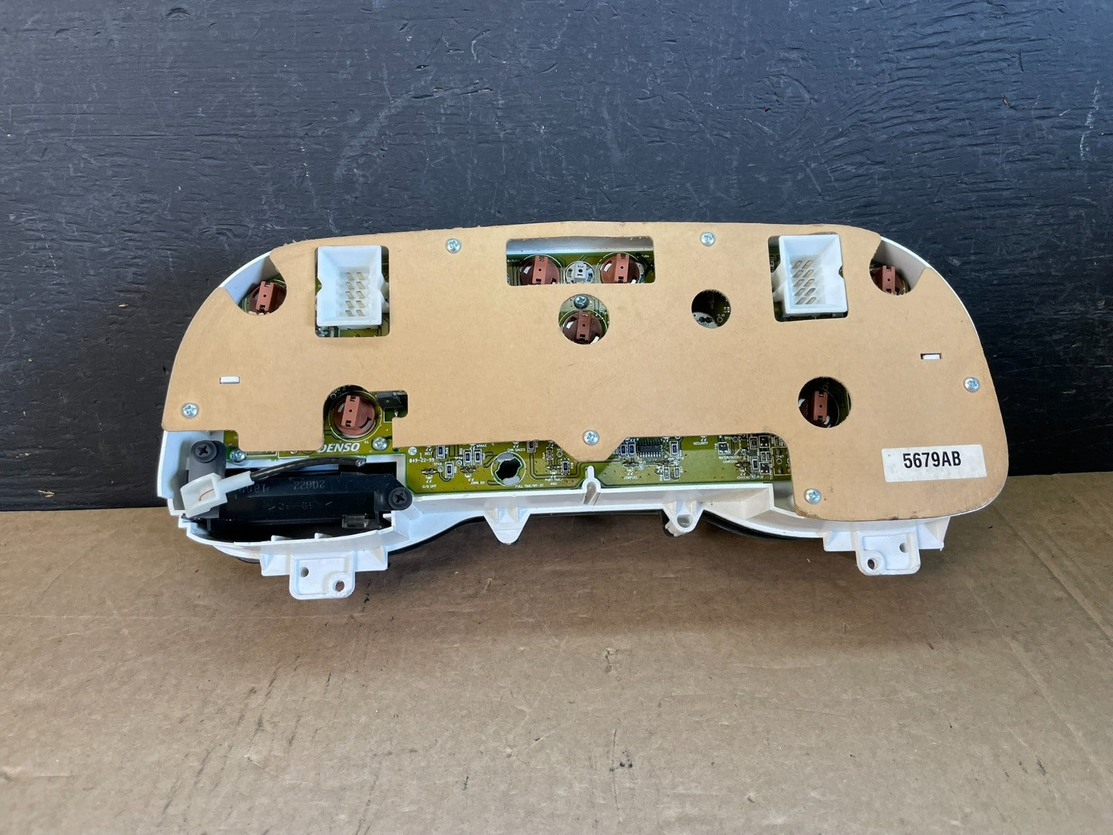 2000-2001 Dodge Ram 1500 Instrument Speedometer Gauge Cluster ad0399 DG3