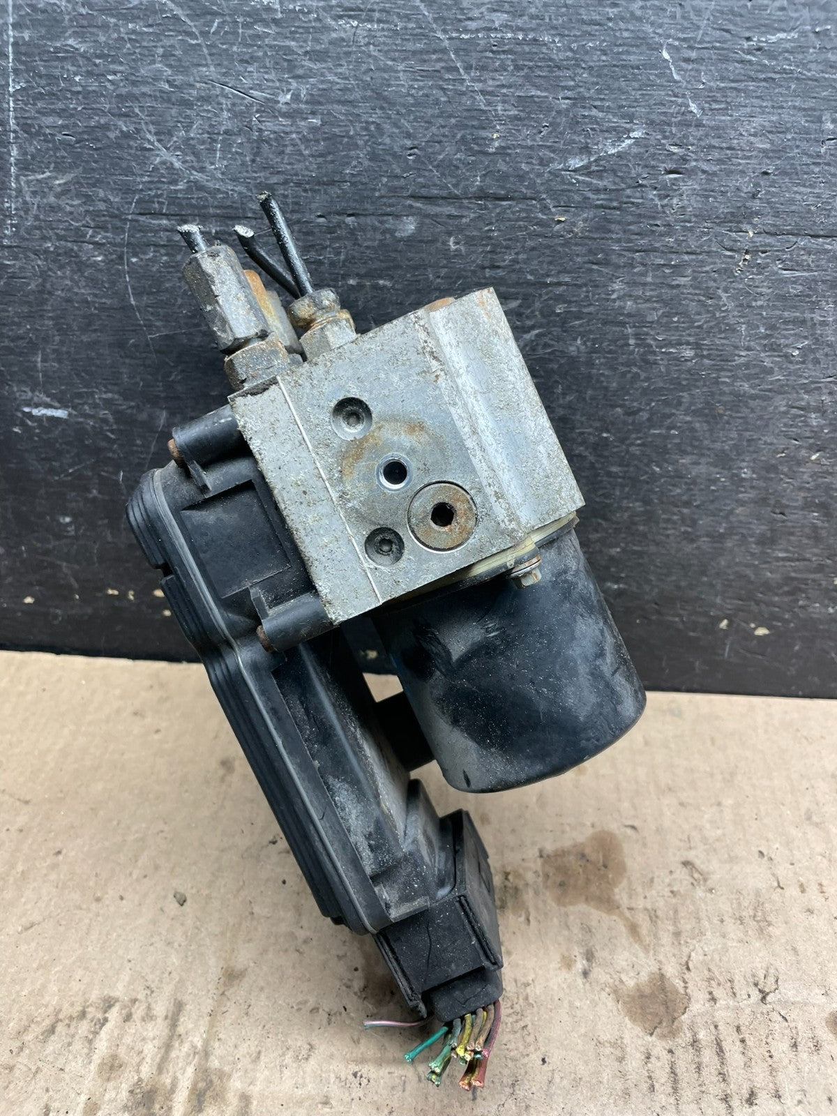 2006 2007 Ford E250 E350 Anti-Lock ABS Antilock Brake Pump U1319 PS1