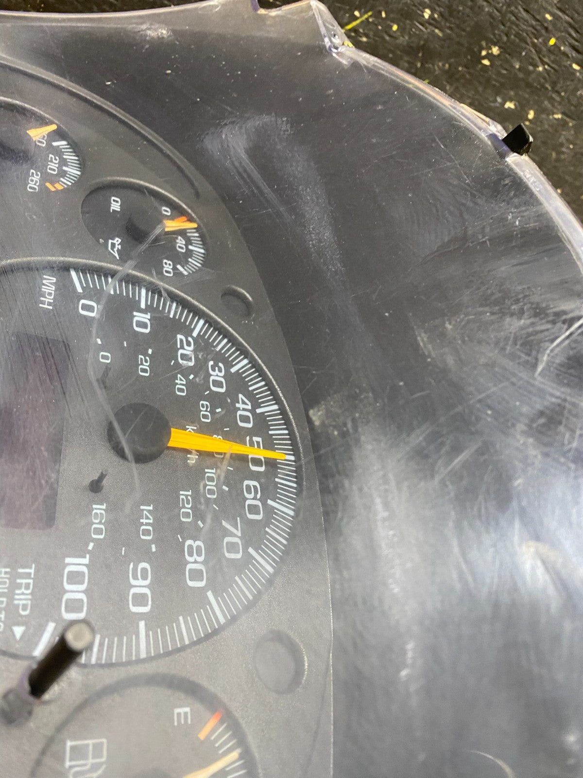 2001 to 2002 Chevrolet Express Speedometer Cluster Gauge U4764 DG1