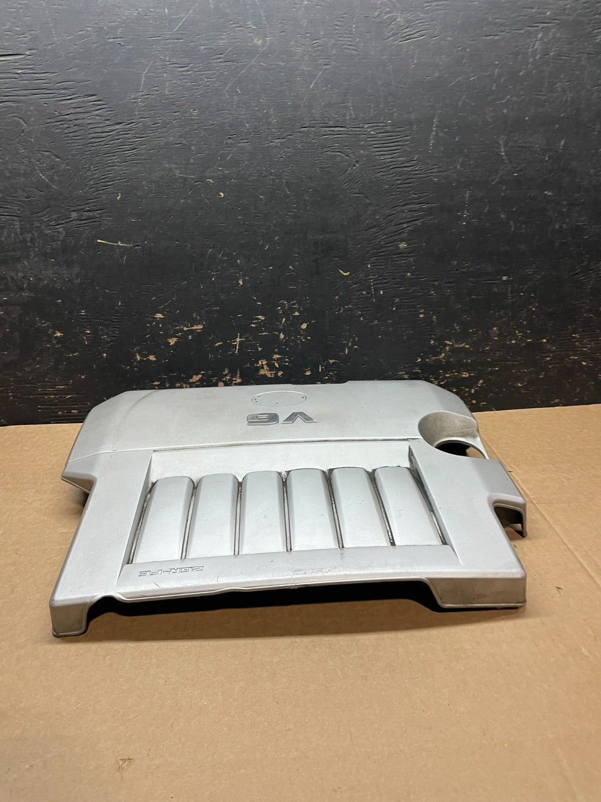 2008 to 2010 Toyota Highlander Top Engine Cover Lid Y9481 DG4