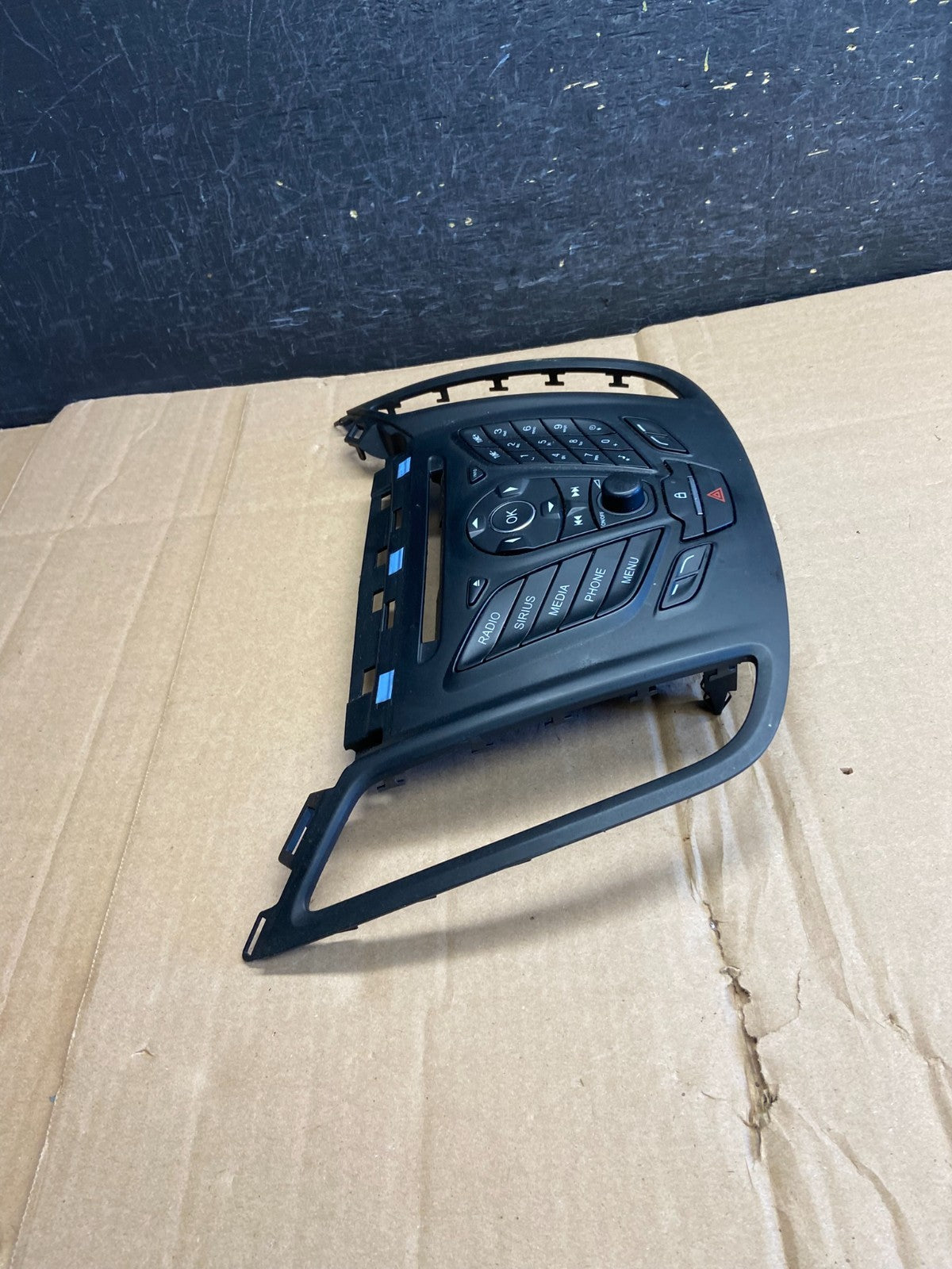 2013 to 2016 Ford Escape Dash Radio Control Panel Air Vent Bezel ai5957 DG1