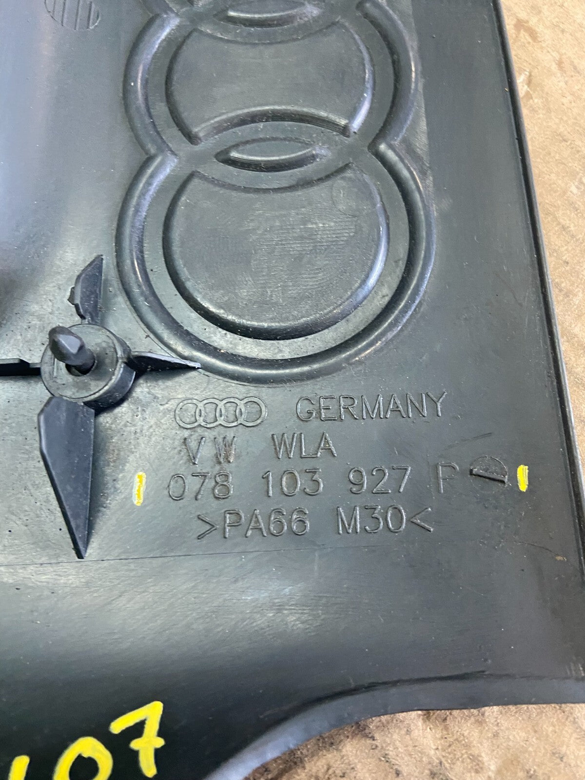 Audi A4 A5 A6 V6  Engine Cover Top Lid Trim N9107 PS8
