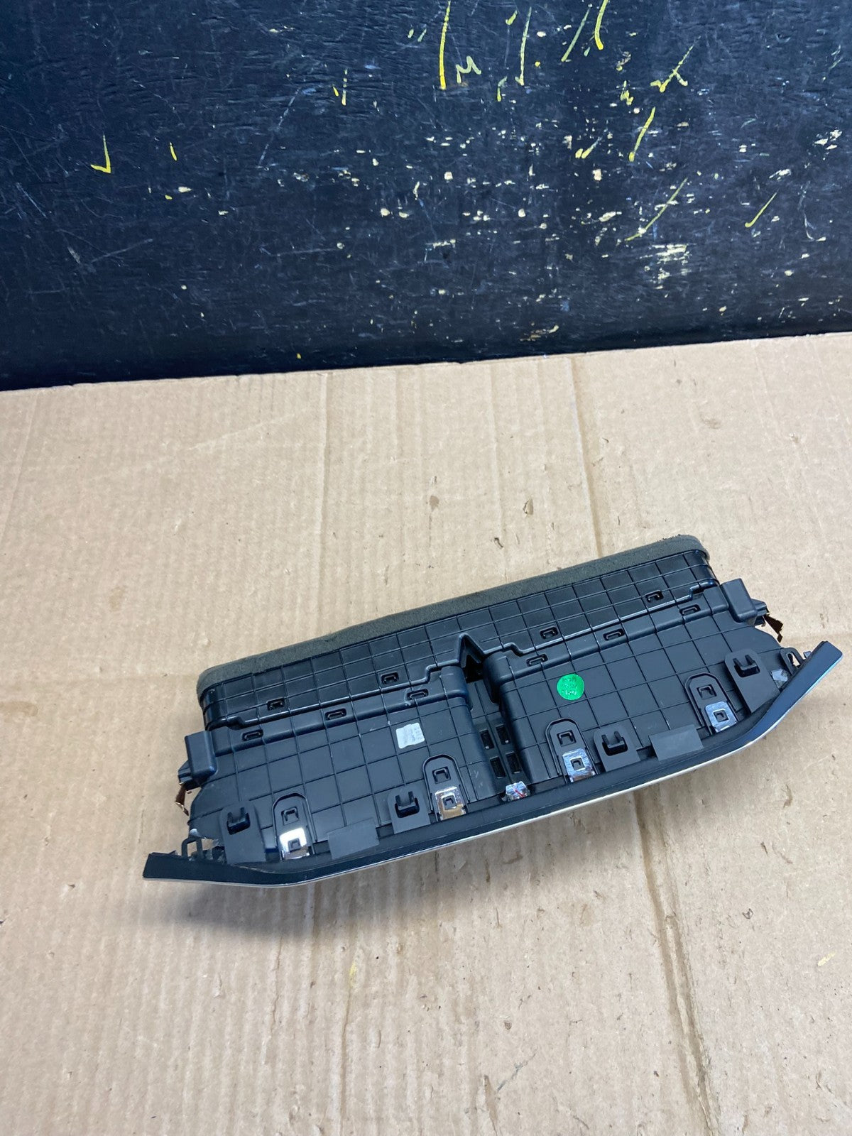 2021 - 2023 Chevrolet Trailblazer Center Console Radio Bezel Air Vent AA7925 DG4