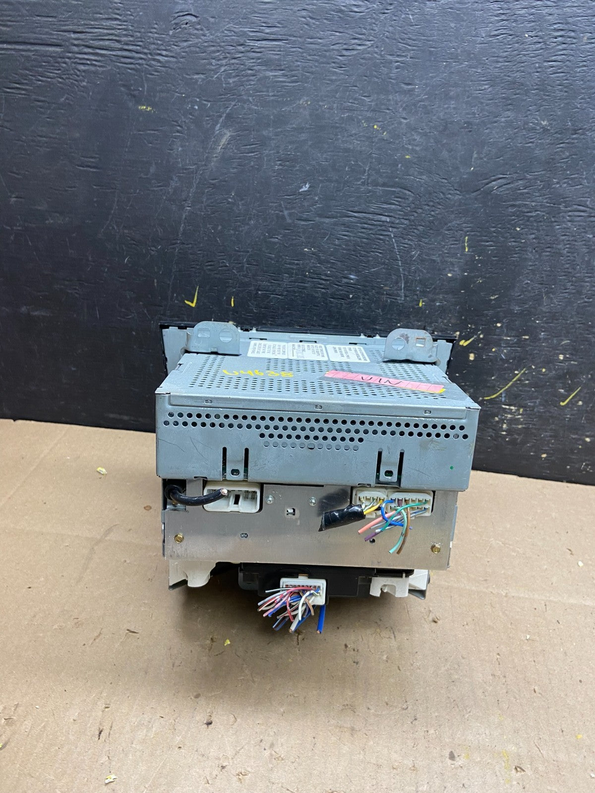 2000 to 2004 Toyota Avalon Radio CD Tape Player U4638 PS4