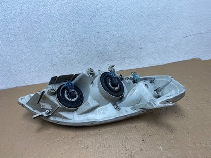 2003 to 2008 Toyota Matrix Left LH Side Halogen Headlight AD8129 DW7