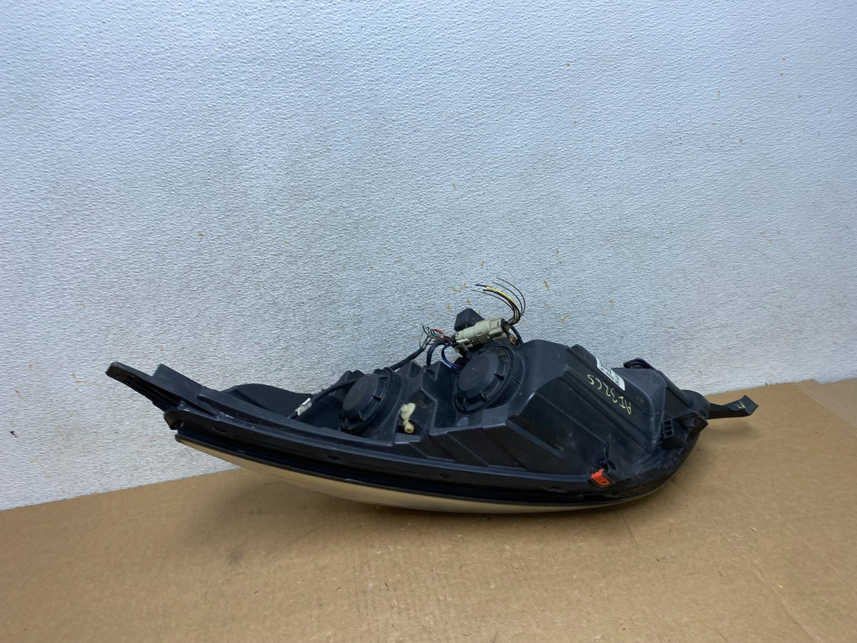 2013 - 2015 Chevrolet Malibu Right Passenger RH Halogen Headlight AI3265 DW7