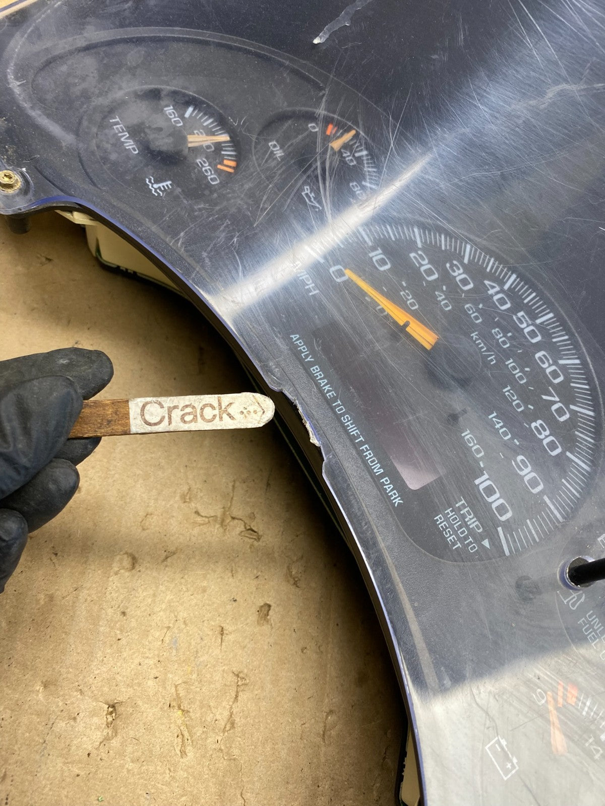 2001 to 2002 Chevrolet Express Speedometer Cluster Gauge OEM AB2099 DG2
