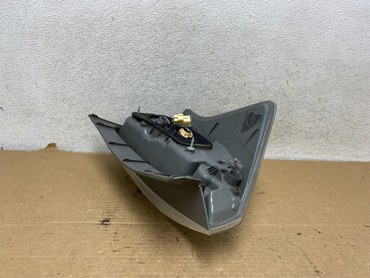 2012 2013 2014 Toyota Prius V LED Right Passenger RH Tail Light AH8119 DW5