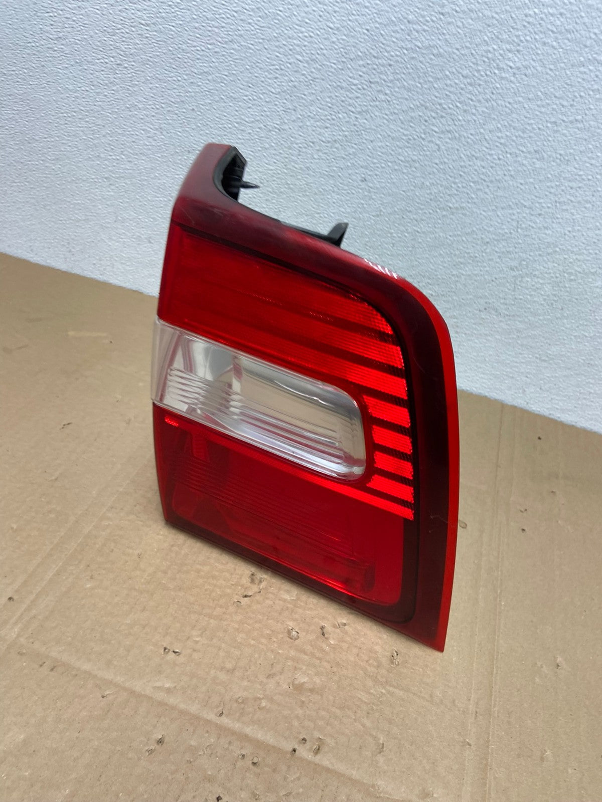 2007 - 2012 Ford Expedition Right Passenger Rh Side Tail light AC3783 LK1