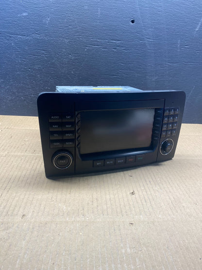 2006 2007 2008 Mercedes ML350 GL450 Radio Navigation Screen Display ad1488 DG0