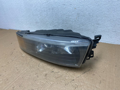 2002 to 2003 Mitsubishi Galant Right Passenger RH Side Headlight AD8135 DW1