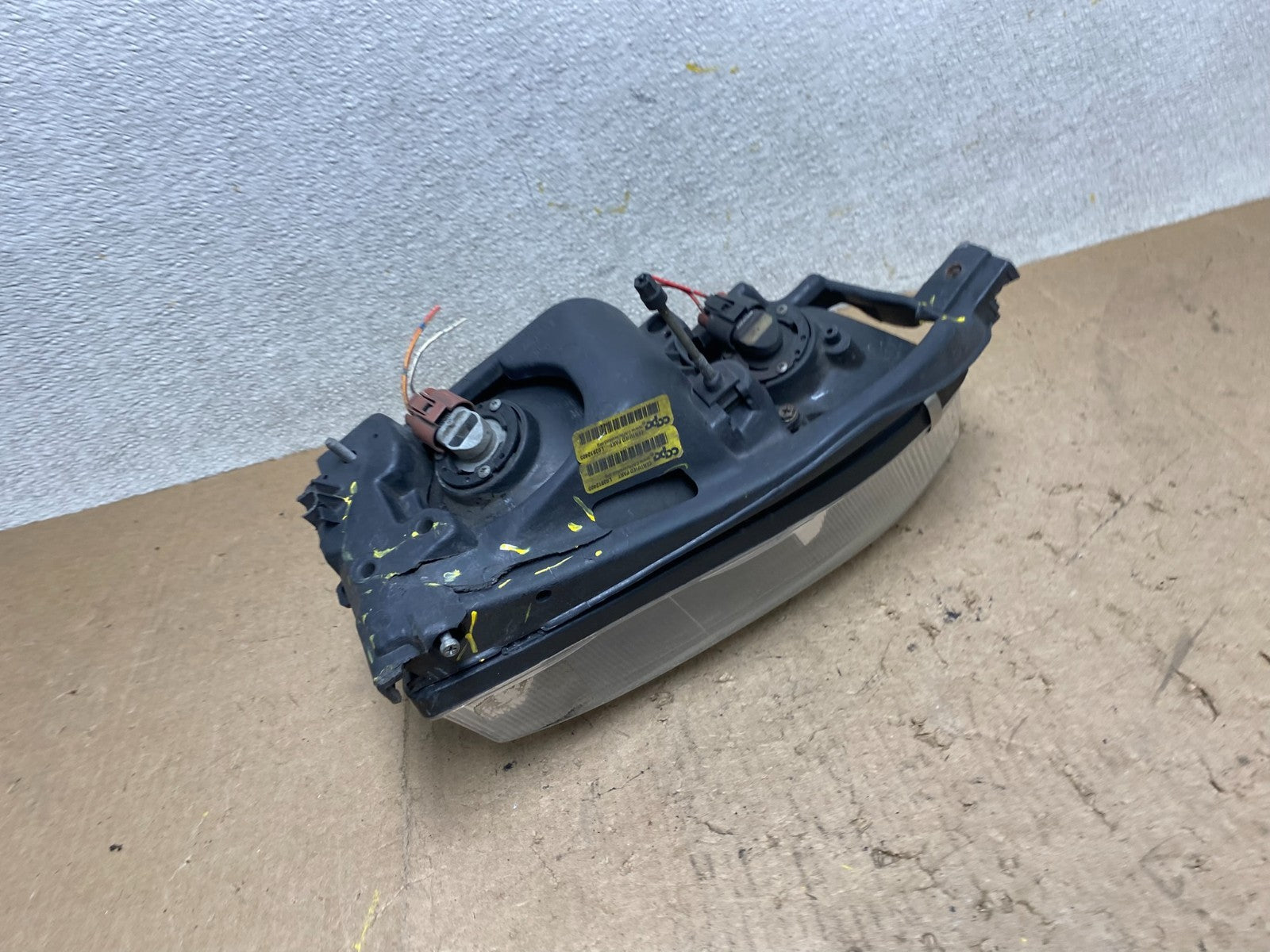 1992 1993 1994 Toyota Camry Right Passenger RH Halogen Headlight TYC W9354 DW6