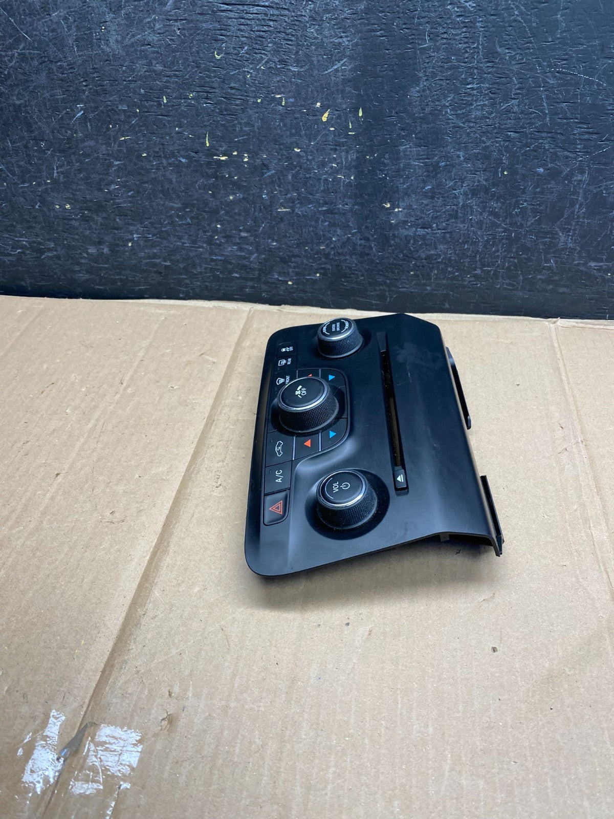 2011 to 2014 Dodge Charger Audio Climate Control Panel ah5490 DG1