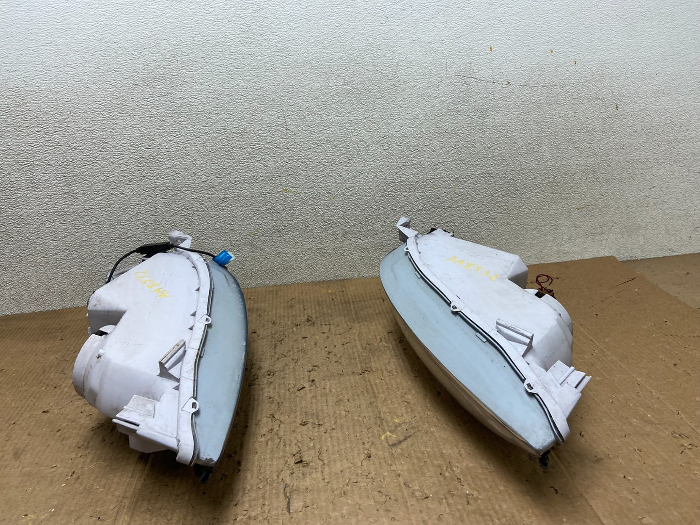 2002 2003 2004 Toyota Camry Left+Right Set Side Halogen Headlights AA8532 DW8